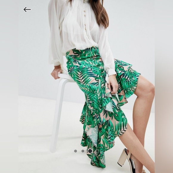 🌴 River Island Green Tropical Satin Skirt | Asymmetrical Ruffle Midi - Picture 2 of 10